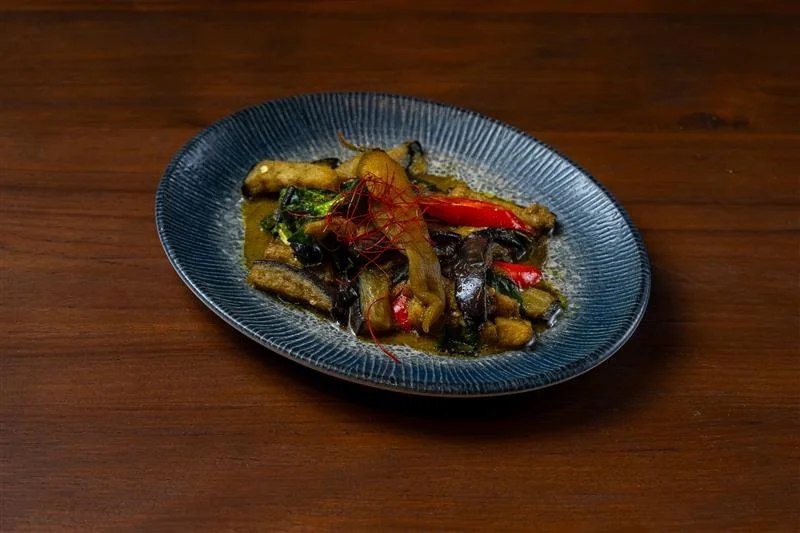 Gang Kiew Wan Makhuea Muang Phad Hang